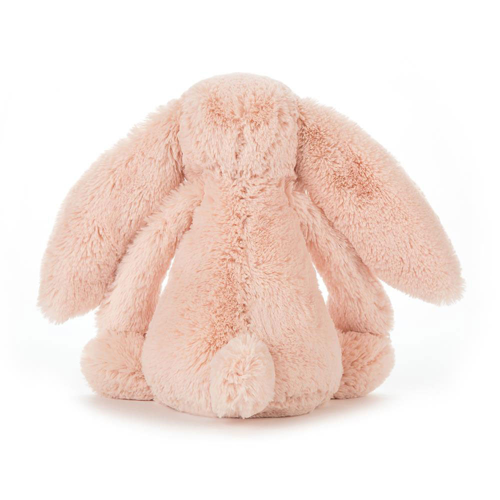 Rückansicht: Jellycat Bashful Blush Bunny – sitzender Kuschelhase in sanftem Blush-Ton mit langen Hängeohren und besonders weichem Fell.
