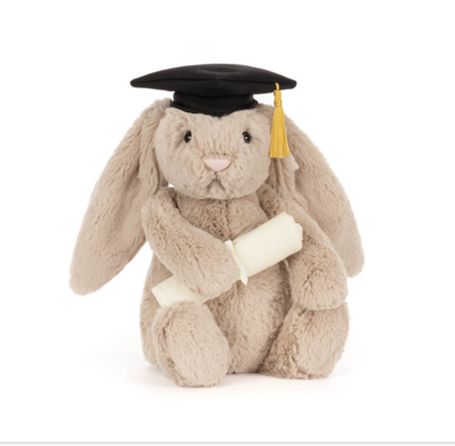 Jellycat Bashful Bunny Graduation Outfit - Plüschhase mit Doktorhut und zusammengerolltem Zeugnis in den Pfötchen