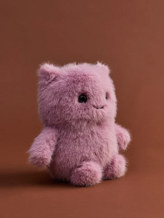 Bon Ton Toys Glimpy ECO 25 cm aus der Kollektion The Moods – lilafarbenes, flauschiges Plüschtier mit kleinem, zufriedenen Lächeln, aus recycelten Materialien.