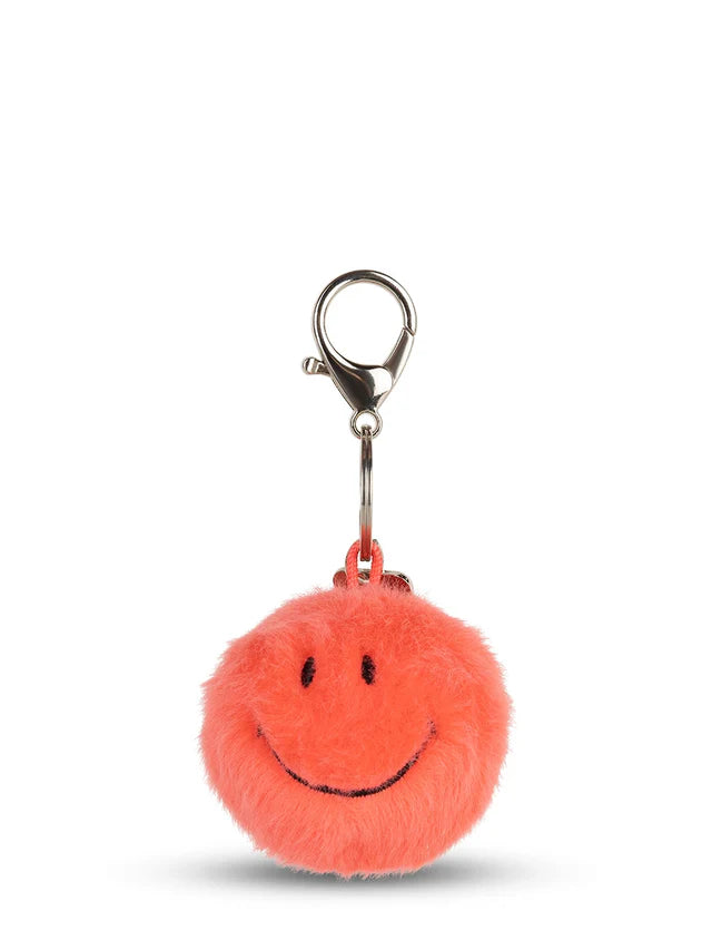 Smiley Schlüsselanhänger ECO Fuzzy in Coral, 5,5 cm, flauschiger Glücksbringer für Taschen, Schlüssel oder Rucksäcke