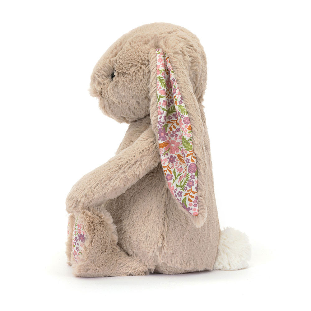 Beiger Jellycat Hase "Blossom Bunny Petal" mit Blumen an Ohren und Pfoten, kuscheliges Plüschtier