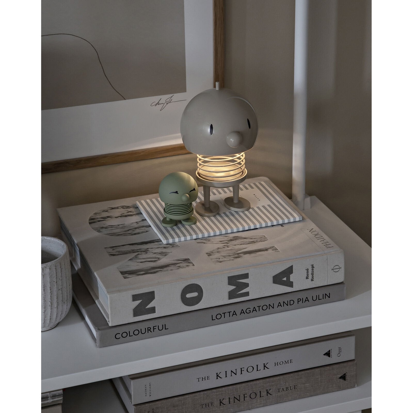 Hoptimist Bumble LED-Lampe in Größe L, kabellose Tischlampe mit Touch-Funktion, 15 cm hoch, Designlampe für Wohn- und Kinderzimmer.