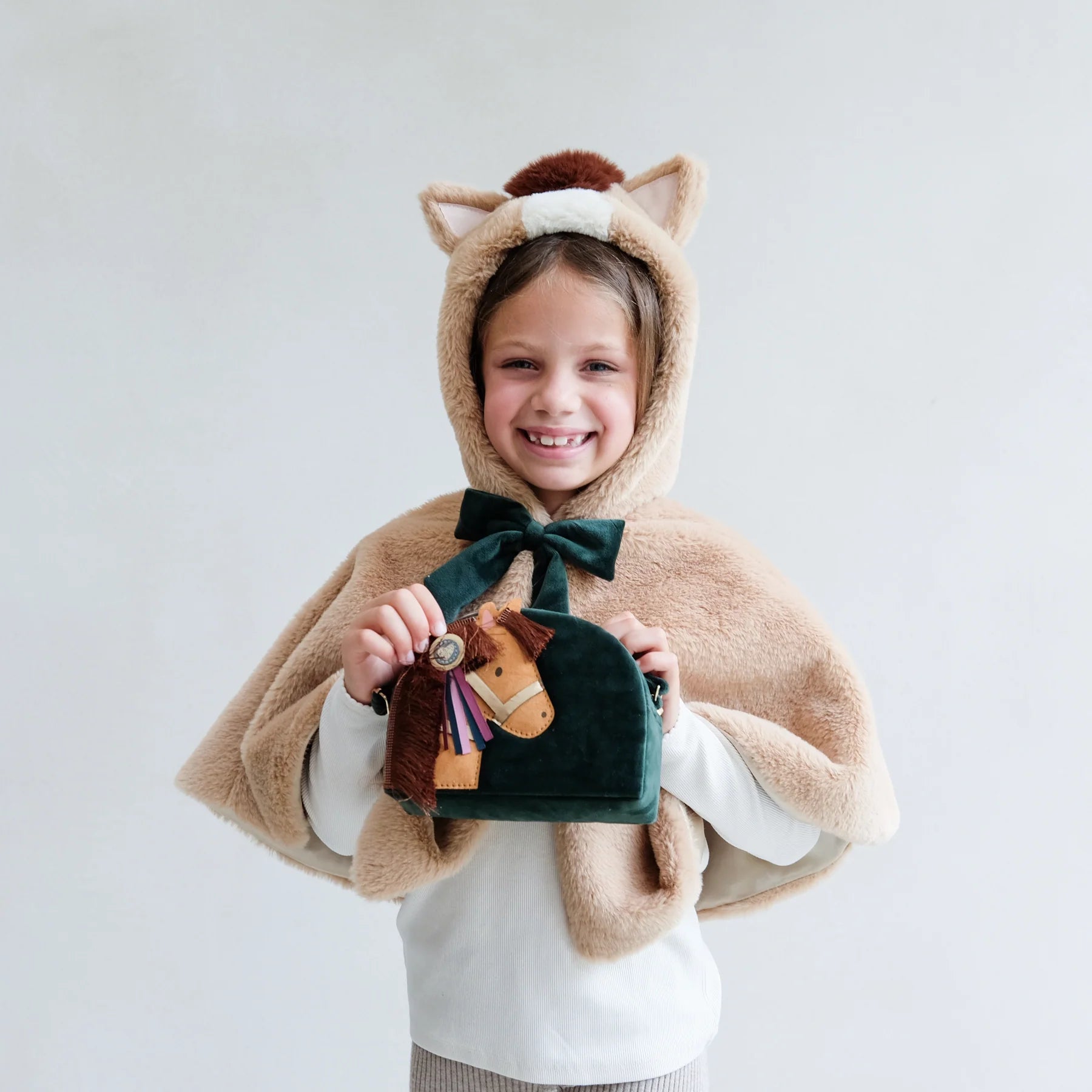 Samttasche "Pony pal velvet bag" von Mimi & Lula