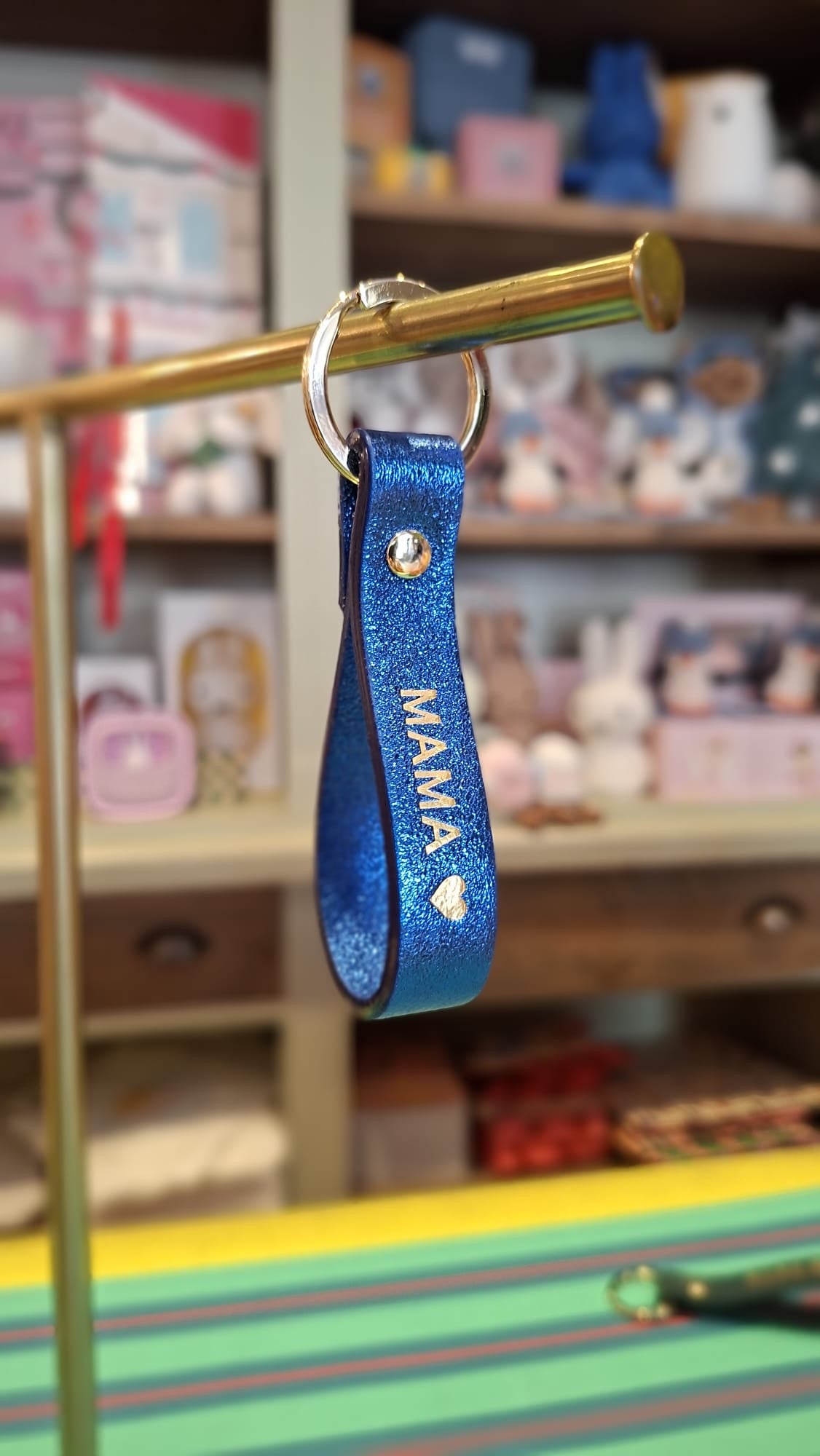 Love Mama "Leder-Schlüsselanhänger" in verschiedenen Farben