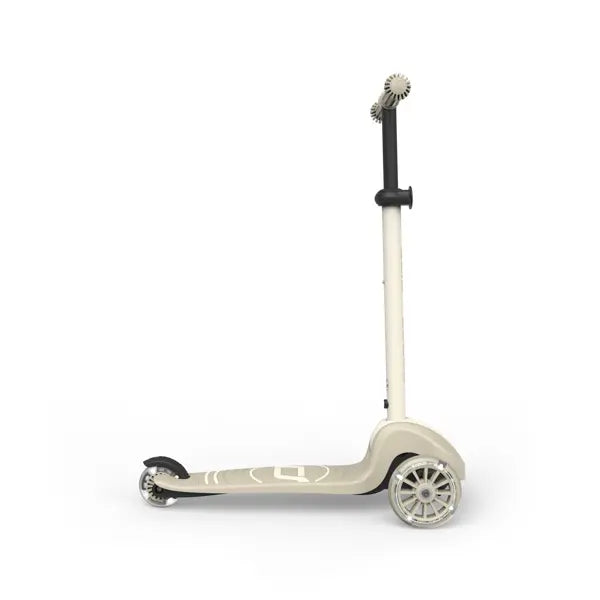 Scoot and Ride Highwaykick 3S Kinderroller Ash mit weiß leuchtenden LED-Rädern, höhenverstellbarer Lenkstange und klappbarem Rahmen