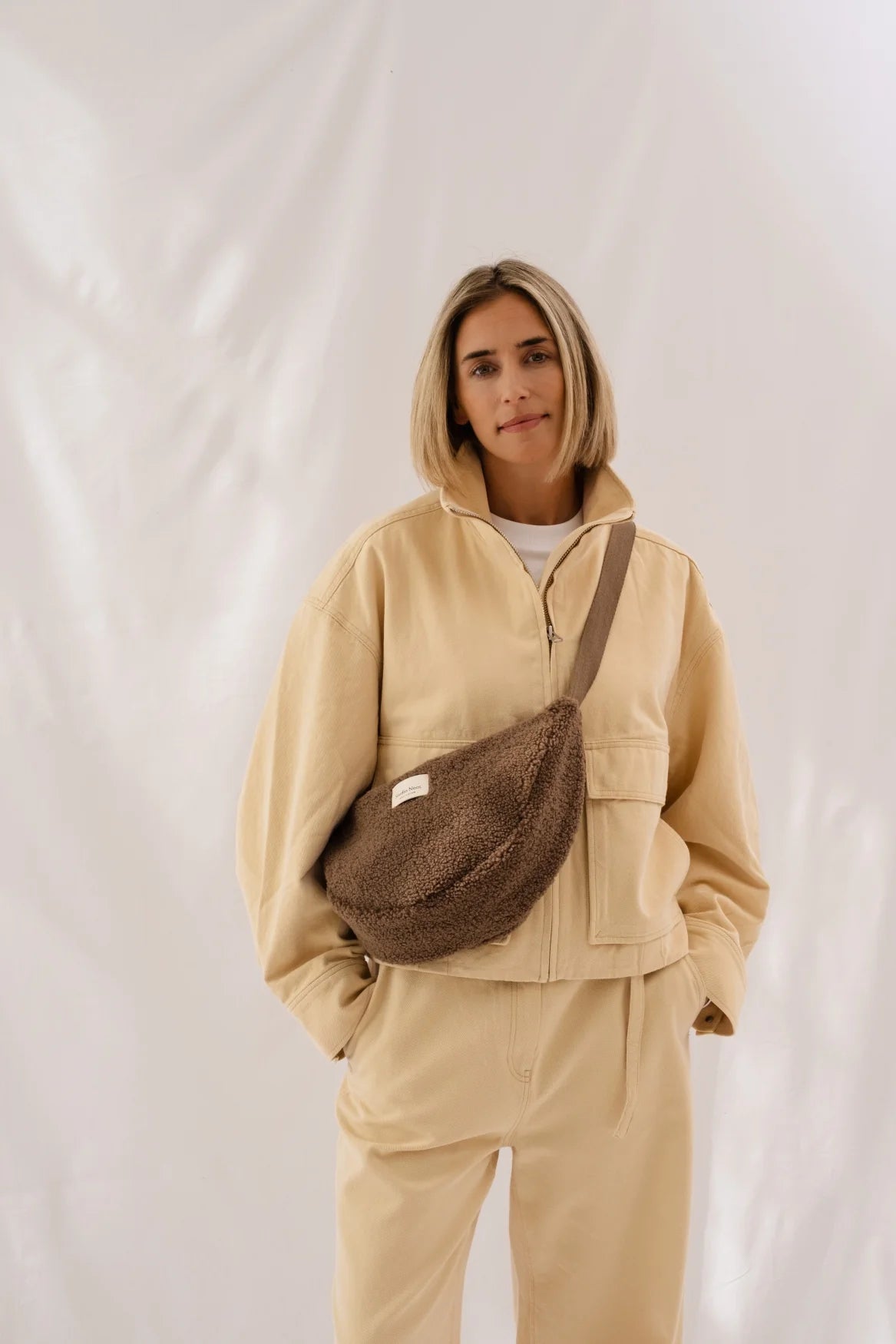 Teddy Adult Fanny Pack Brown von Studio Noos