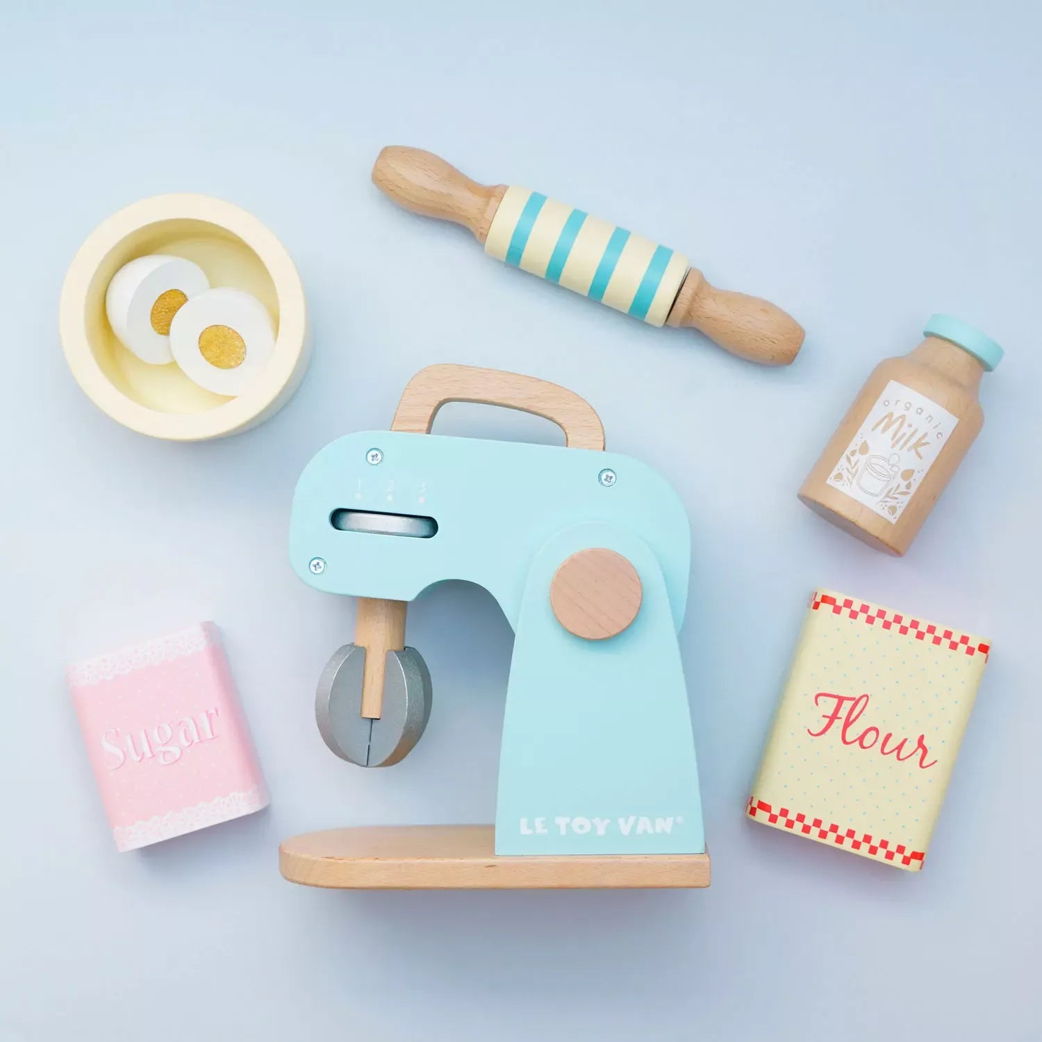 Mixer Set von LE TOY VAN bei Nica’s Cosmos, detailreiches Holz-Backset mit Mixer, Schüssel und Zutaten für kreatives Rollenspiel in der Kinderküche