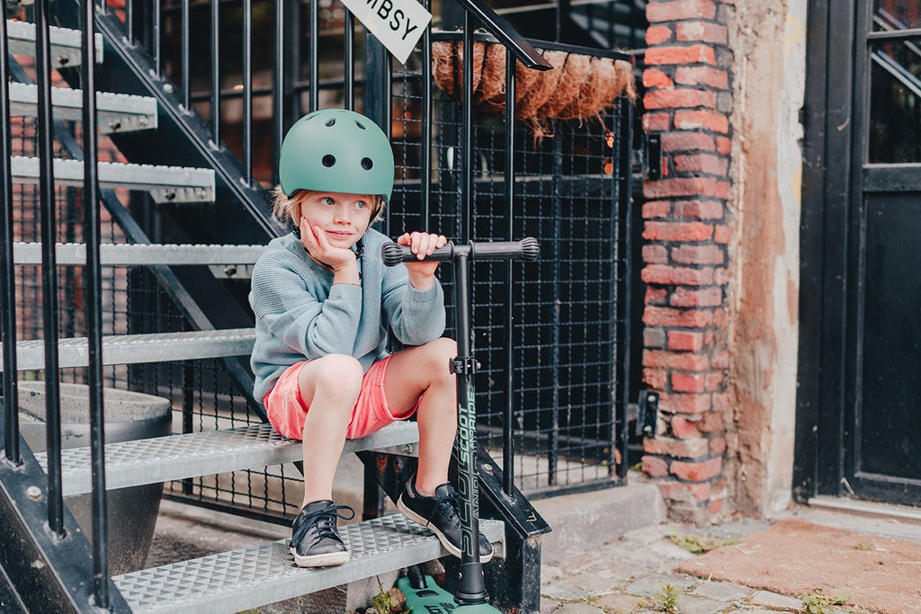 Roller oder Laufrad für Kinder – was ist besser? Der Eltern-Guide mit Scoot & Ride