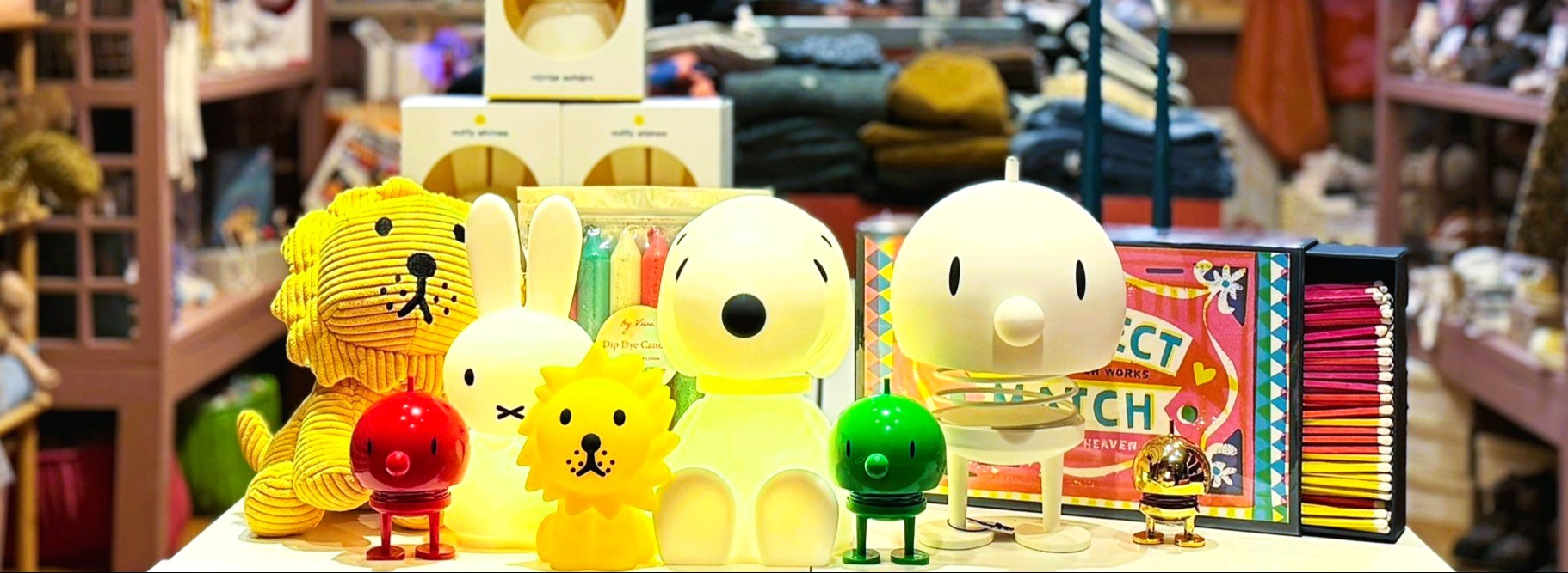 Nica's Cosmos Living