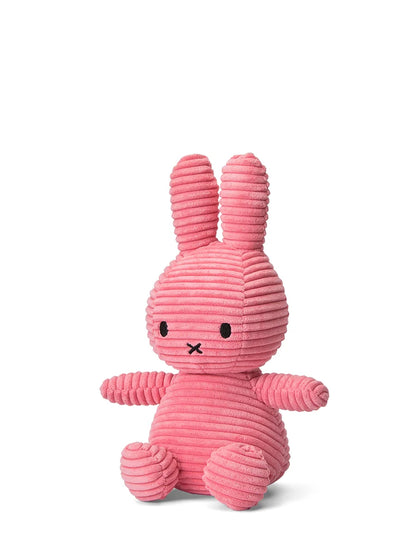 Miffy Corduroy ECO von Bon Ton Toys ist 23 cm hoch und handgemacht.