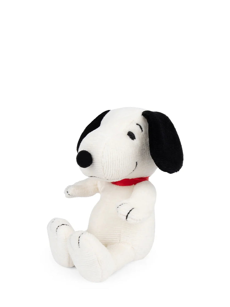 Snoopy ist der Beagle aus der bekannten Comicserie Die Peanuts. Verschenk den süßen Hund in Mini Cord in der Geschenkbox.