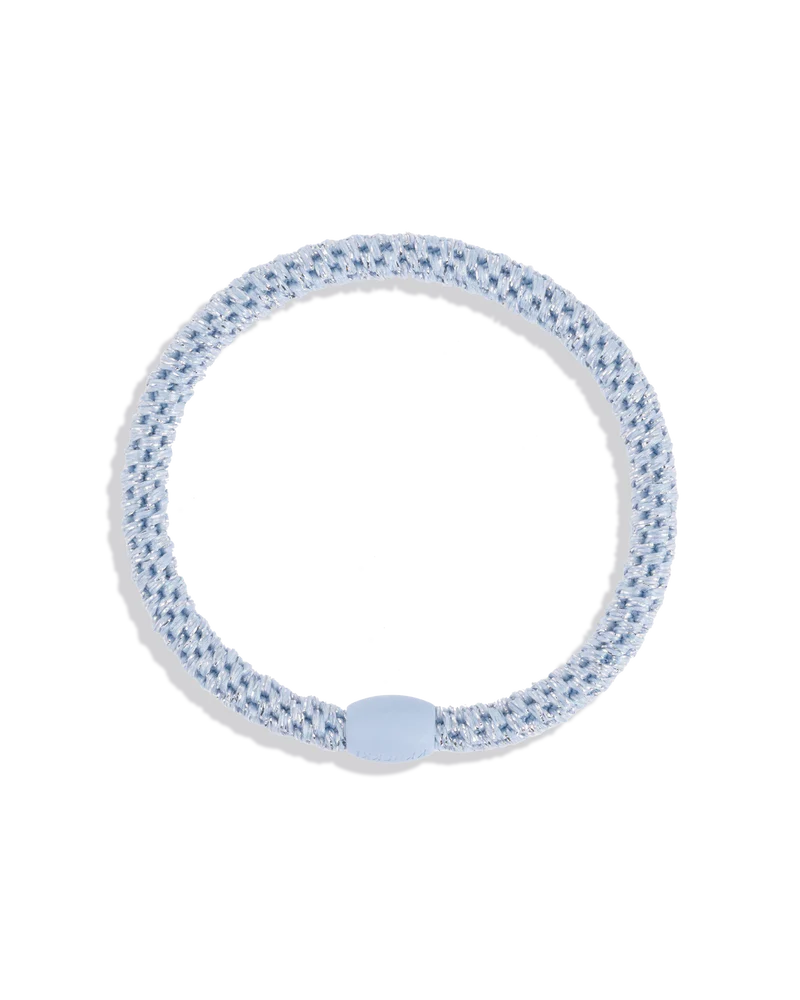 Haargummi KKNEKKI SLIM Sea Blue Glitter – feines, leichtes Haargummi mit sicherem Halt, auch als Armband tragbar