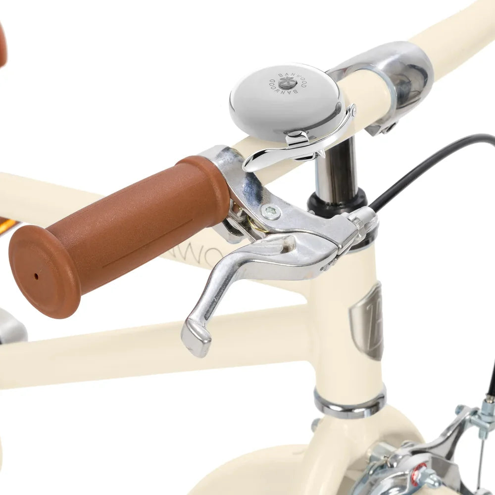BANWOOD Klingel im Retrostyle in Silber montiert am Fahrradlenker mit Universalhalterung
