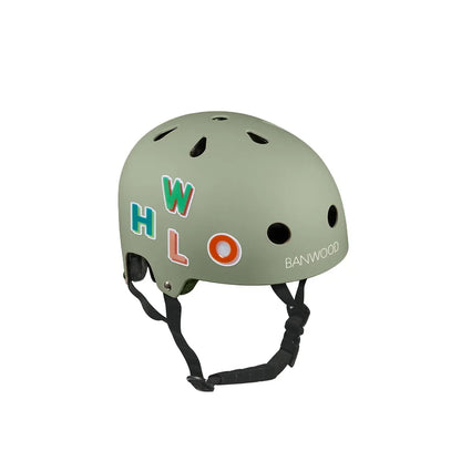 Kinderhelm mit BANWOOD reflektierenden Stickern mit bunten Buchstaben
