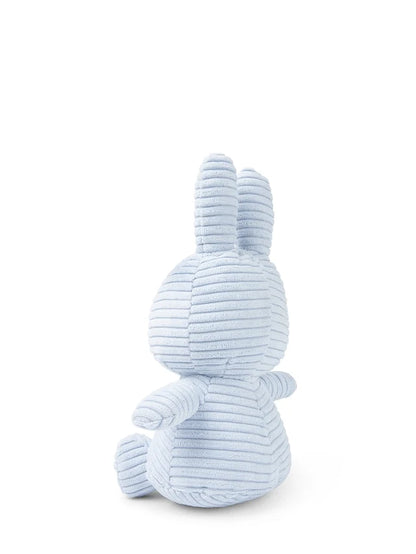 Miffy ECO Corduroy aus Cord in Ice Blue, 23 cm – sitzend von schräg hinten