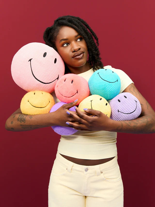 Plüsch-Smiley ECO Corduroy in Lila 13 cm mit weicher Cord-Oberfläche, nachhaltiges Kuscheltier von BON TON TOYS