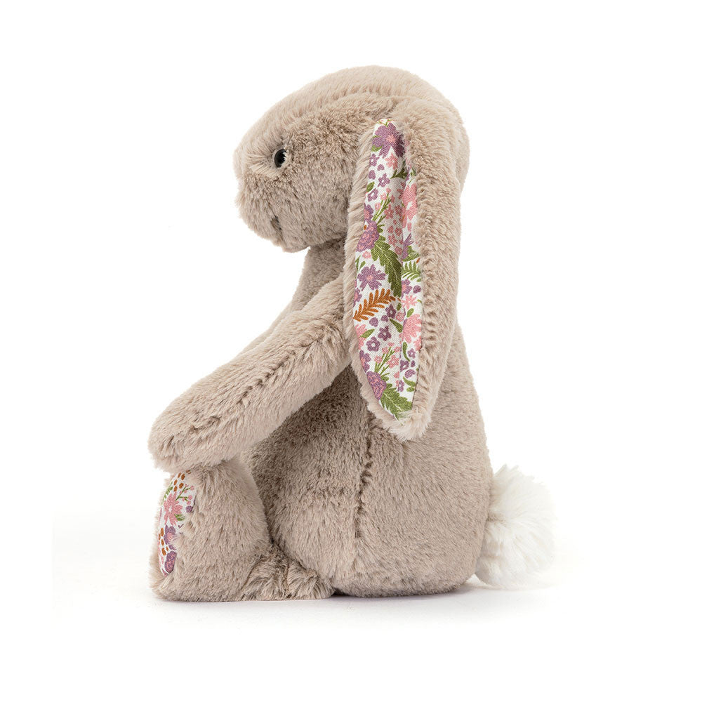 Beiger Jellycat Hase "Blossom Bunny Petal" mit Blumen an Ohren und Pfoten, kuscheliges Plüschtier