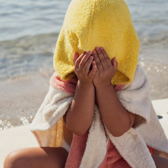 Badeponcho für Kinder von Chamaye.