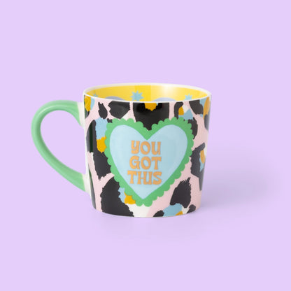 Statement-Tasse „YOU GOT THIS“ von Eleanor Bowmer mit pinkem Leopardenmuster und Herz