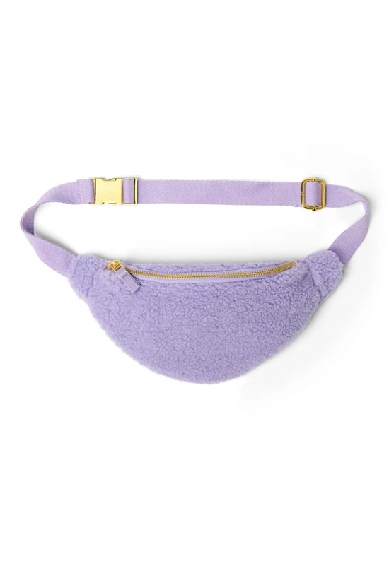 Crossbody Bag für Kinder und Jugendliche aus Teddystoff von Studio Noos. Jede Tasche ist ein Unikat.