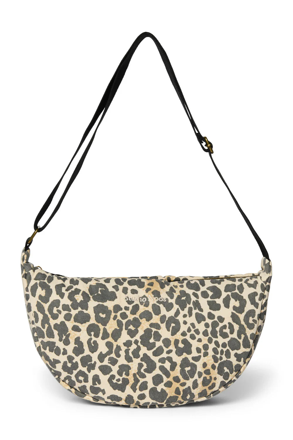 Wattierte Crossbody-Bag für Erwachsene aus weicher Baumwolle von Studio Noos. Jede Tasche ist ein Unikat.