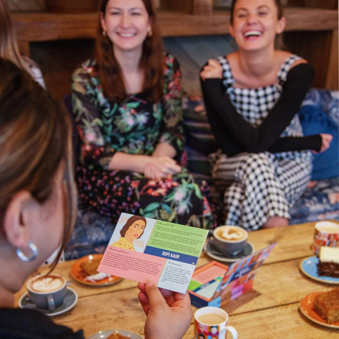 Phenomenal Women Trivia And Discussion Game von Talking Tables