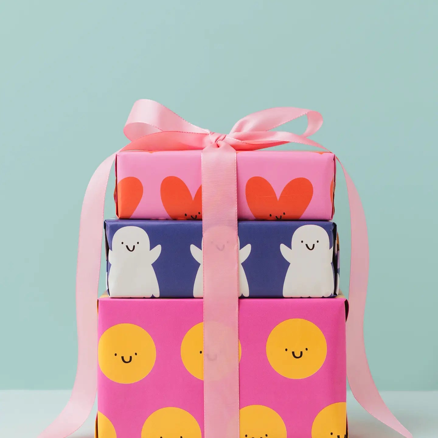 Geschenkpapier von Rumble Cards mit Herzmotiv