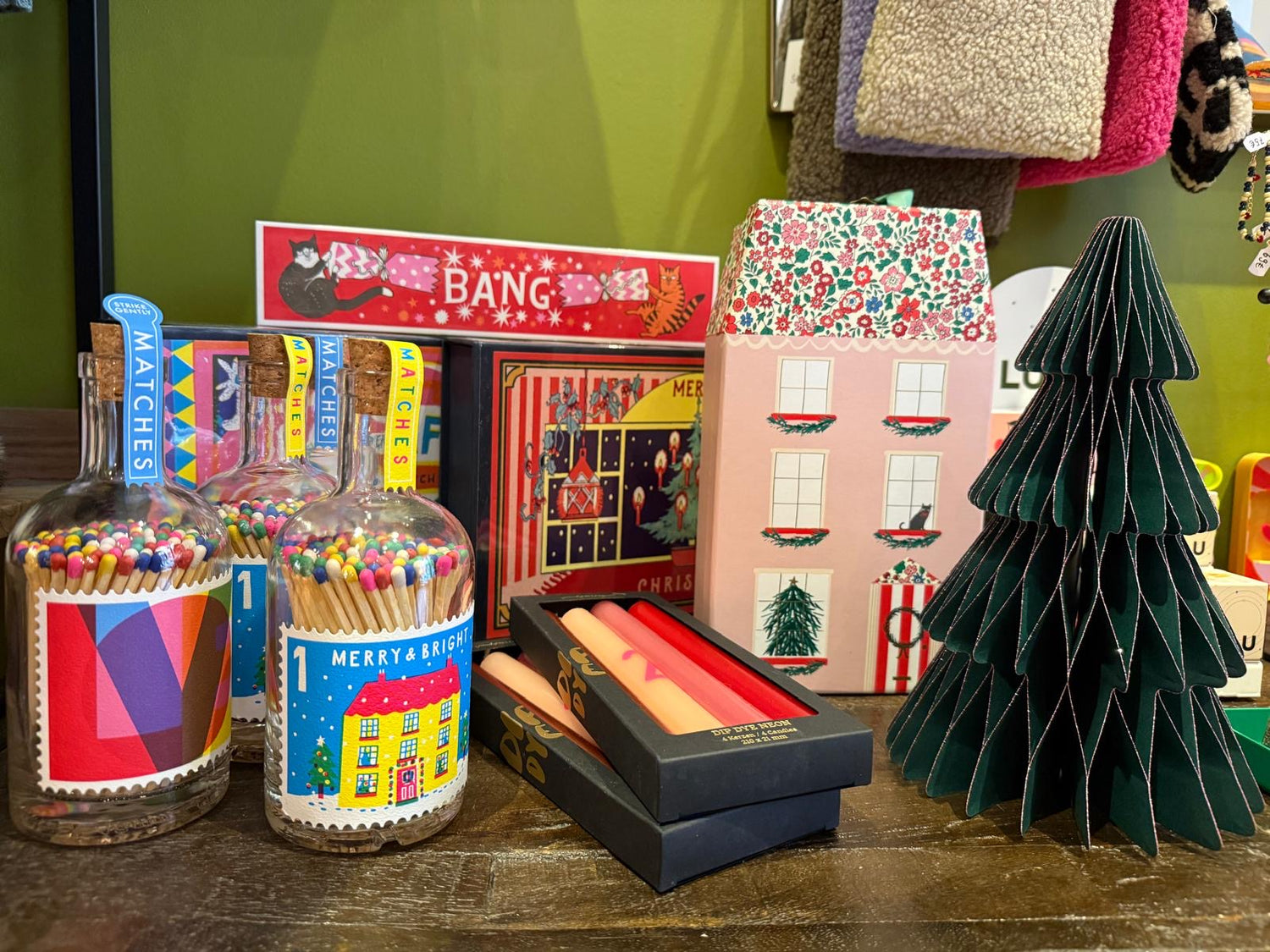 Streichhölzer „Merry and Bright“ von Archivist Gallery