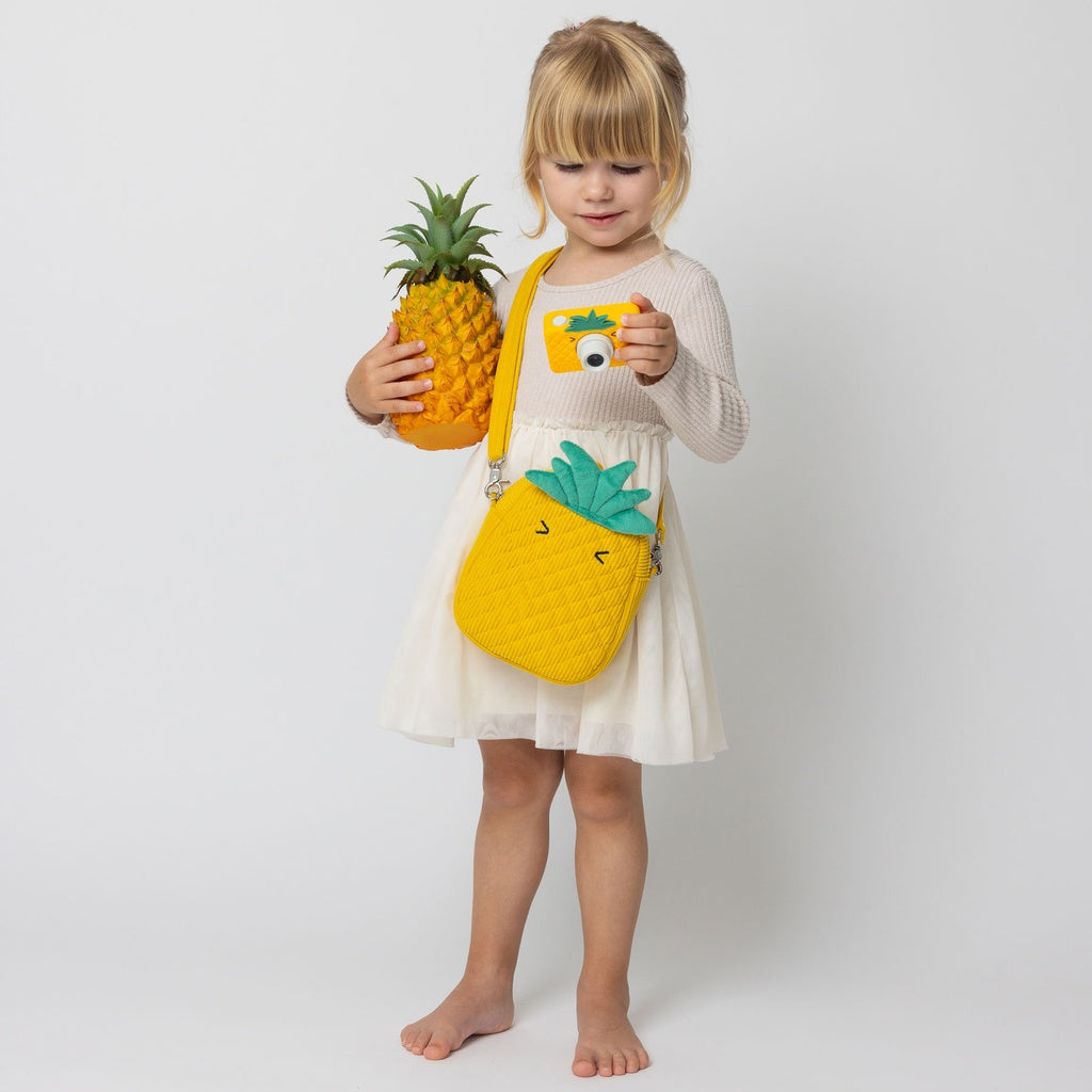 Kameratasche &quot;Cheeky Fruits Bag Pina Coolada&quot; von HOPPSTAR