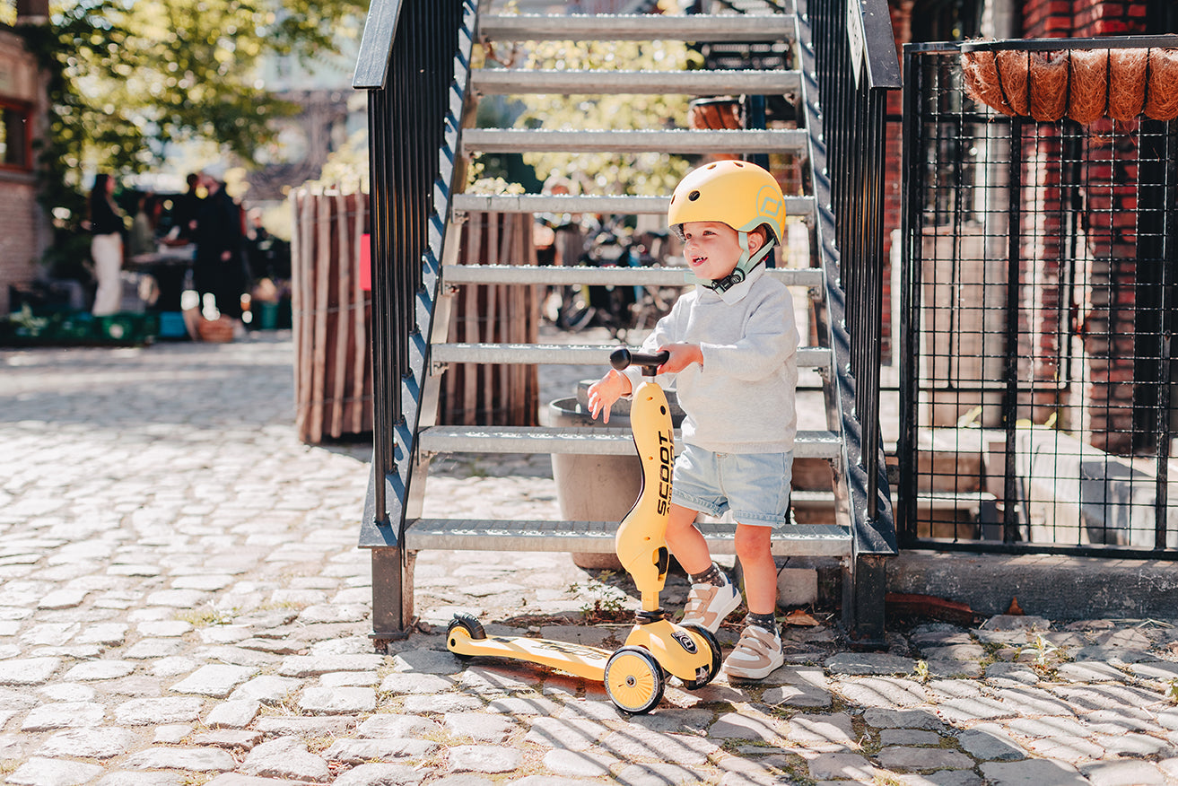 Kinderroller mit Sitz - Highwaykick 1 in lemon