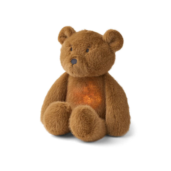 Der Teddy hilft Babys mit vielen beruhigenden Geräuschen beim Einschlafen.