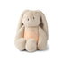 Der Teddy hilft Babys mit vielen beruhigenden Geräuschen beim Einschlafen.