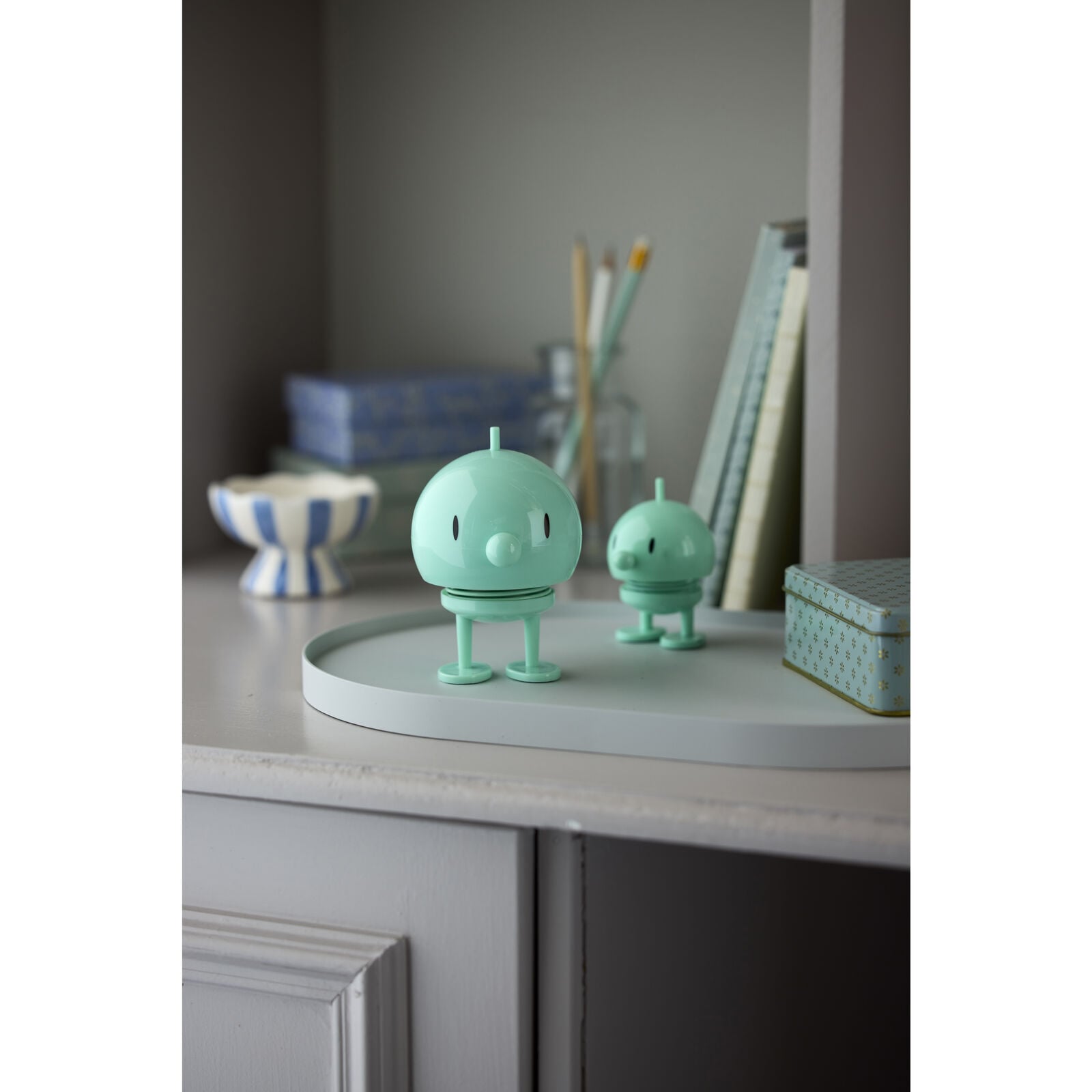 Hoptimist Bumble M in Mint als fröhliche Wackelfigur, ausgefallene Geschenkidee und kleiner Glücksbringer
