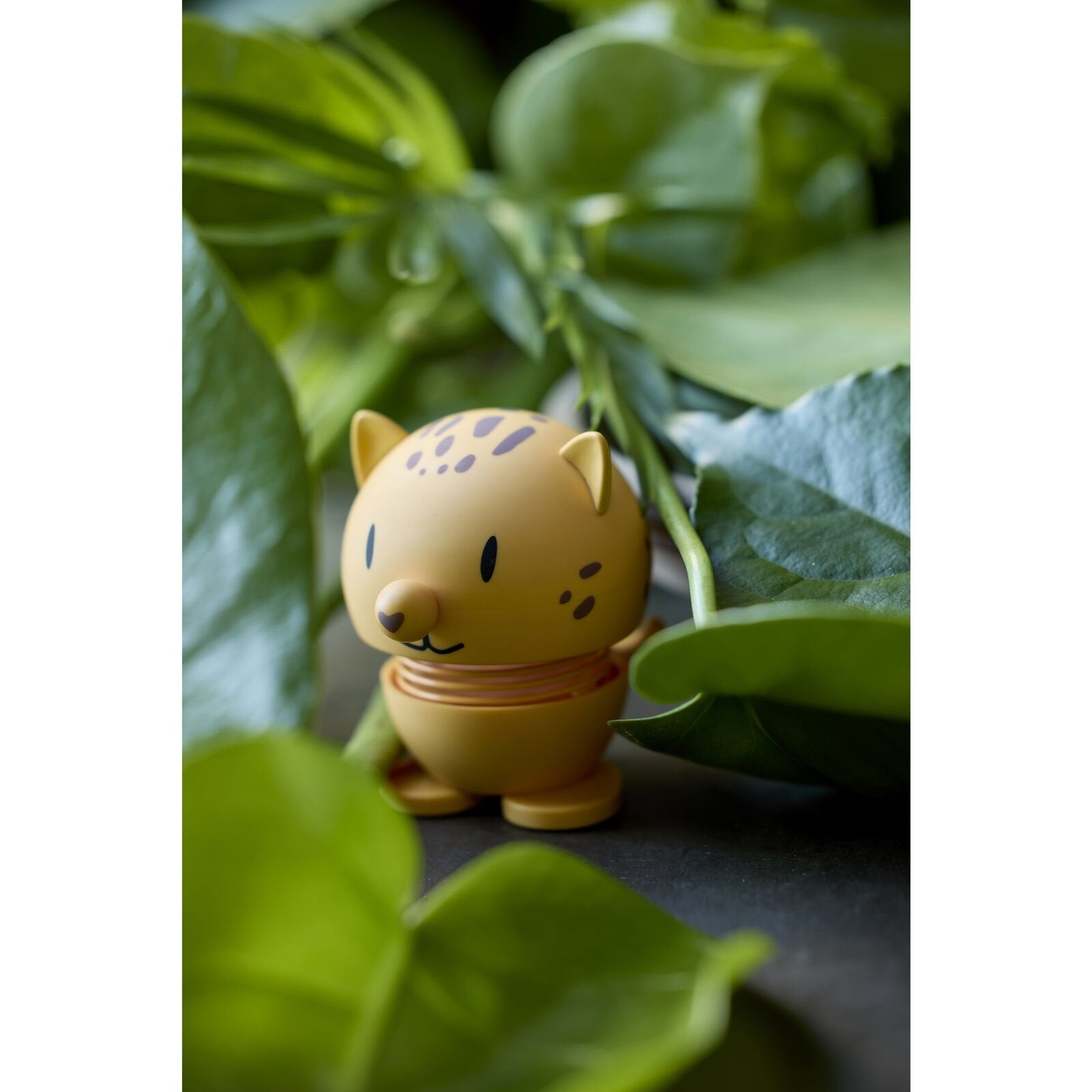 Hoptimist Soft Leopard (S) – fröhliche Wackelfigur, Kinderzimmer-Deko, Geschenkidee für Kinder