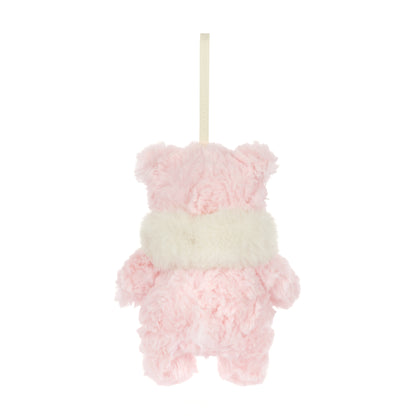 Jellycat Leola Bear Winter Warmer Decoration – rosa Plüschbär mit flauschigem cremeweißem Schal und Aufhängeschlaufe als Weihnachtsbaumschmuck, von hinten.