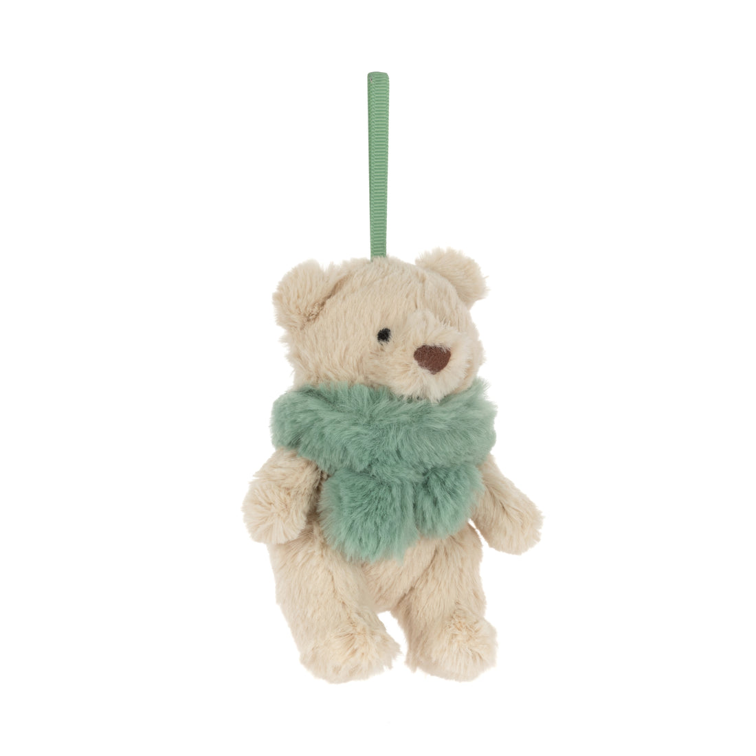 Jellycat Bartholomew Bear Jr. Winter Warmer Decoration – cremefarbener Plüschbär mit flauschigem mintgrünem Schal und grüner Aufhängeschlaufe als Weihnachtsbaumschmuck, von vorne.