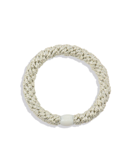 KKNEKKI Haargummi Ivory – elegantes Haarband &amp; Armband in Cremeweiß, online bei Nica’s Cosmos