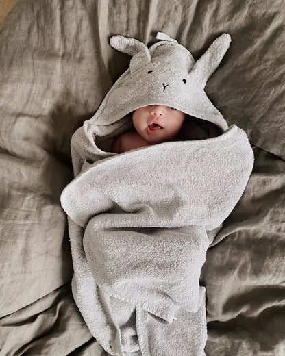 Kapuzenhandtuch Albert von Liewood für Babys und Kleinkinder in der Größe 70 x 70 cm.