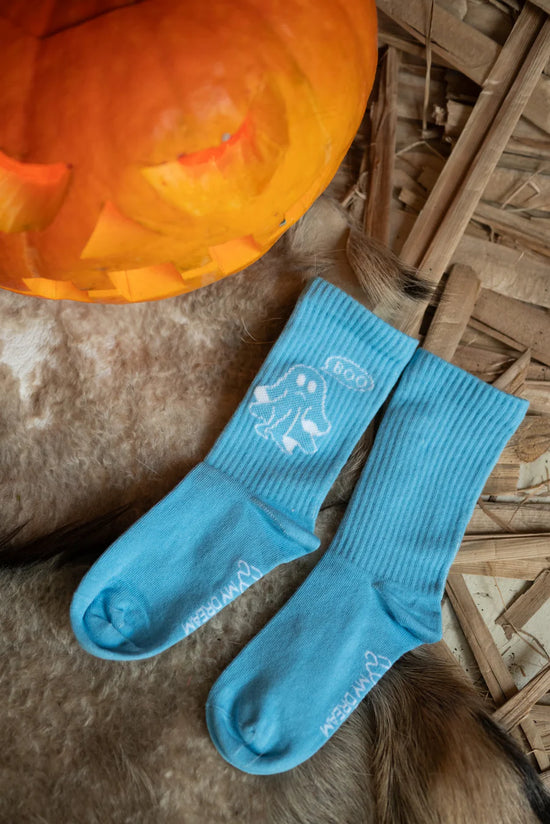 Halloween Kindersocken von My Day My Dream. Geist Boo leuchtet im Dunkeln. 