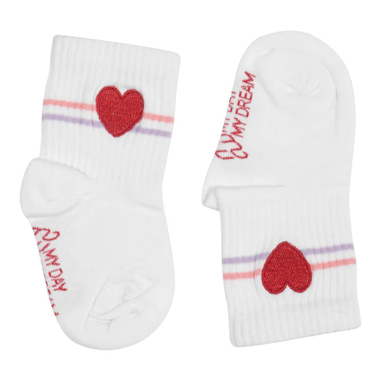 Kindersocken von My Day My Dream. Mit aufgesticktem roten Herz.