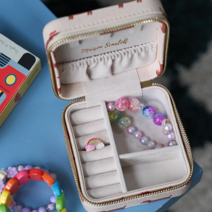 Schmuckkästchen „Dackel“ – praktische Schmuckschatulle für Ringe, Ketten und Ohrringe, ideales Geschenk für Dackel-Fans