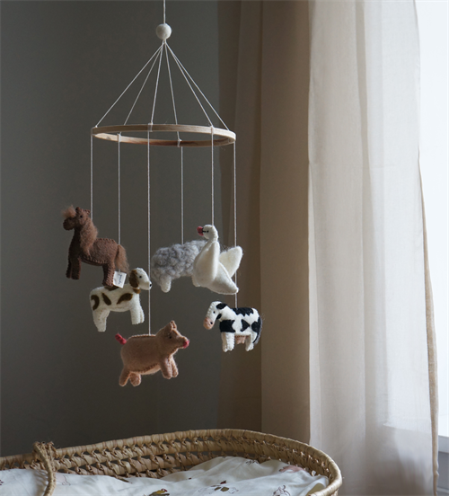 gamcha Mobile "Farm Animals" mit gefilzten Bauernhoftieren - Dekoration fürs Babyzimmer