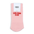 Damensocken "COOL MOM CLUB" in Rosa mit rotem Schriftzug von No Bad Days Club.