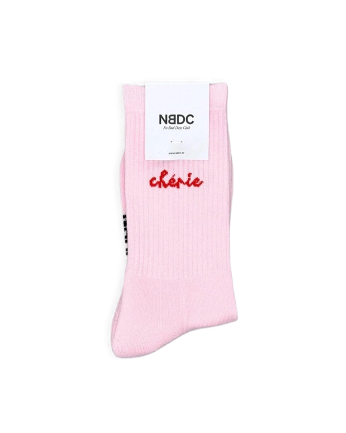 CHÉRIE Damensocken rosa mit rotem Schriftzug aus Bio-Baumwolle Damen-Accessoire Geschenk Valentinstag