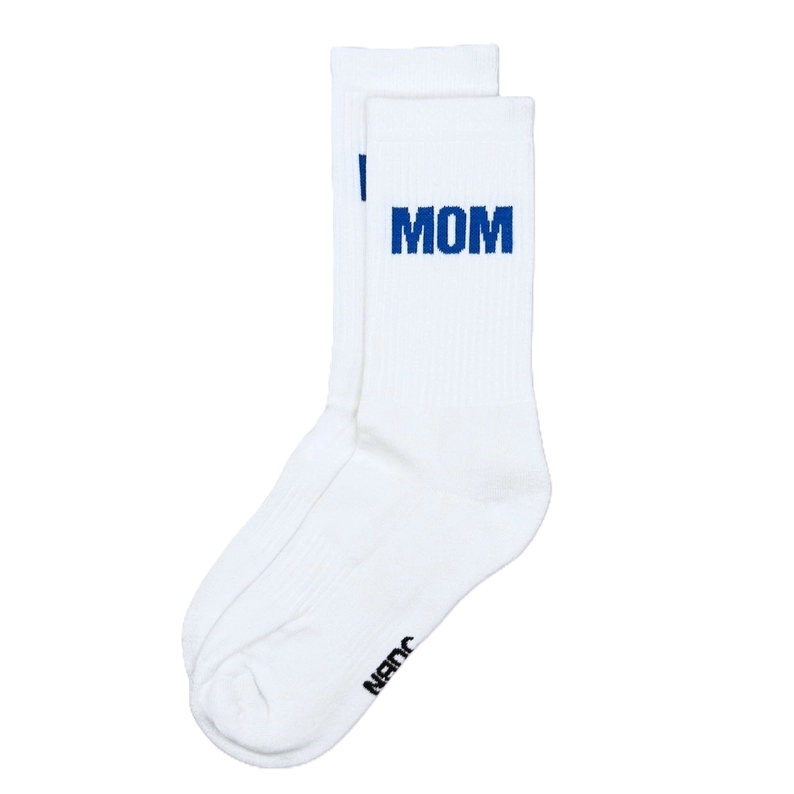 Damensocken "MOM" in Weiß mit blauem Schriftzug von No Bad Days Club.