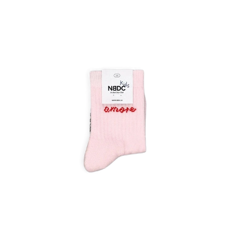 No Bad Days Club, rosa Socken mit amore Schriftzug für Neugeborene, Babys und Kinder. Geschenk zur Geburt &amp; Valentinstag