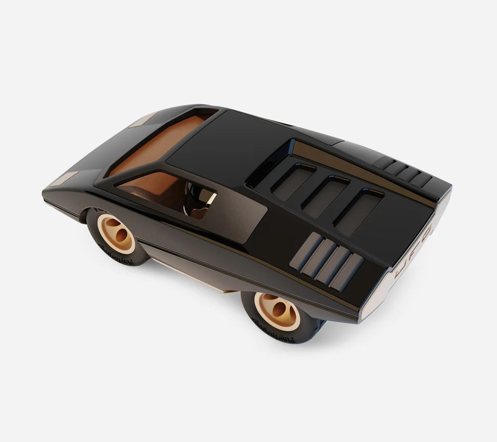 Playforever UFO Cannone - futuristisches 70er-Spielzeugauto mit kantigem Design, flacher Silhouette und V12-Motor-Optik