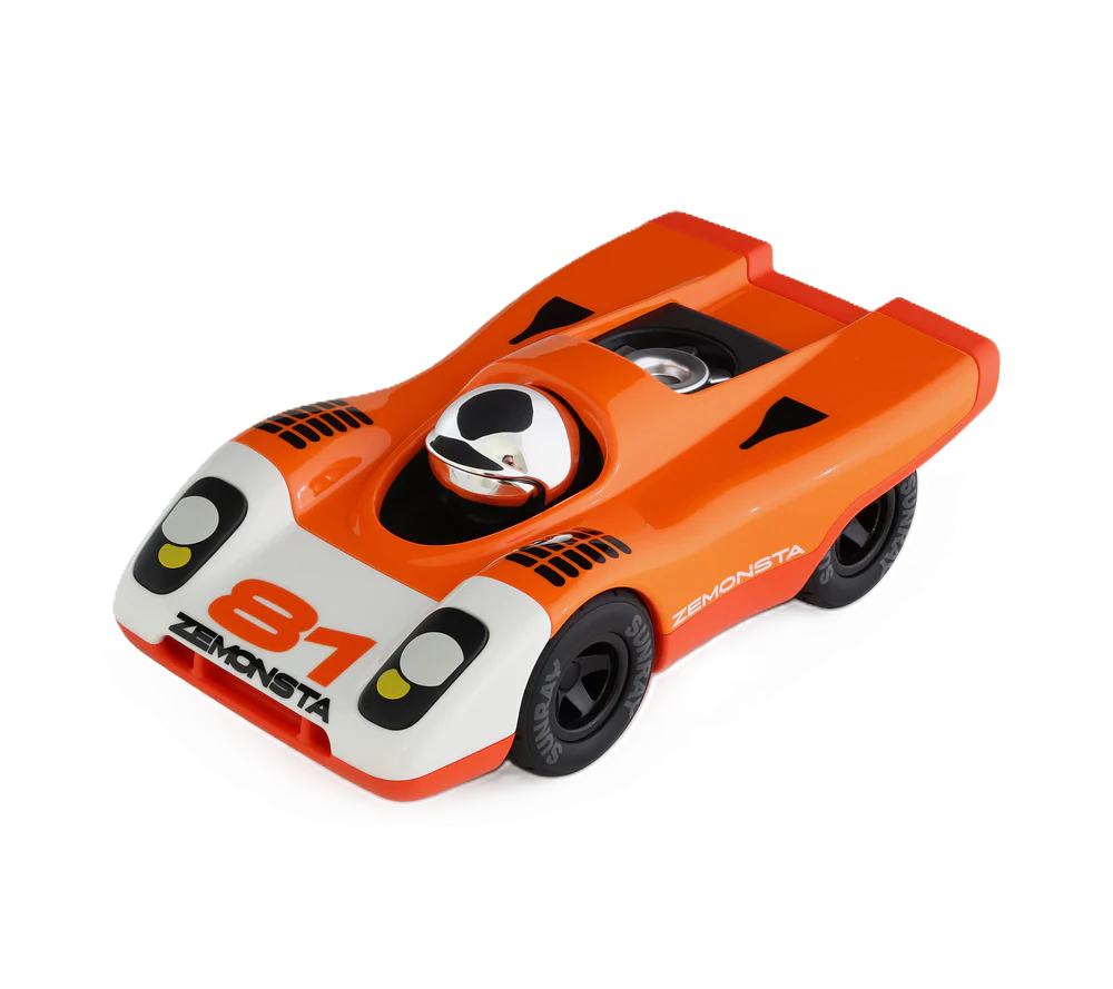 Playforever Zemonsta Egon Rennwagen in Orange mit Nummer 81, robustes Designauto für Kinder bei Nica’s Cosmos