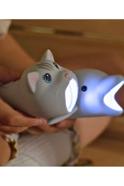 Weiße Katzen-Taschenlampe "Cat Mimi" von Rabbit &amp; Friends aus weichem Silikon