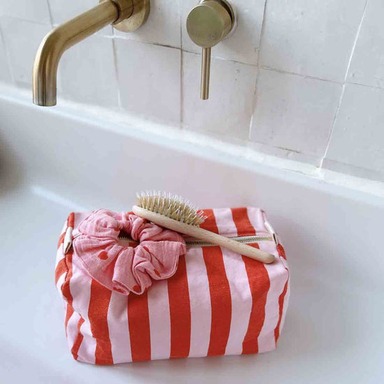 Wash Bag Vic Canvas - stripes / tomato candy pink